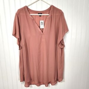 Torrid | NWT Short Sleeve High Low Blouse Ash Rose Size 4X